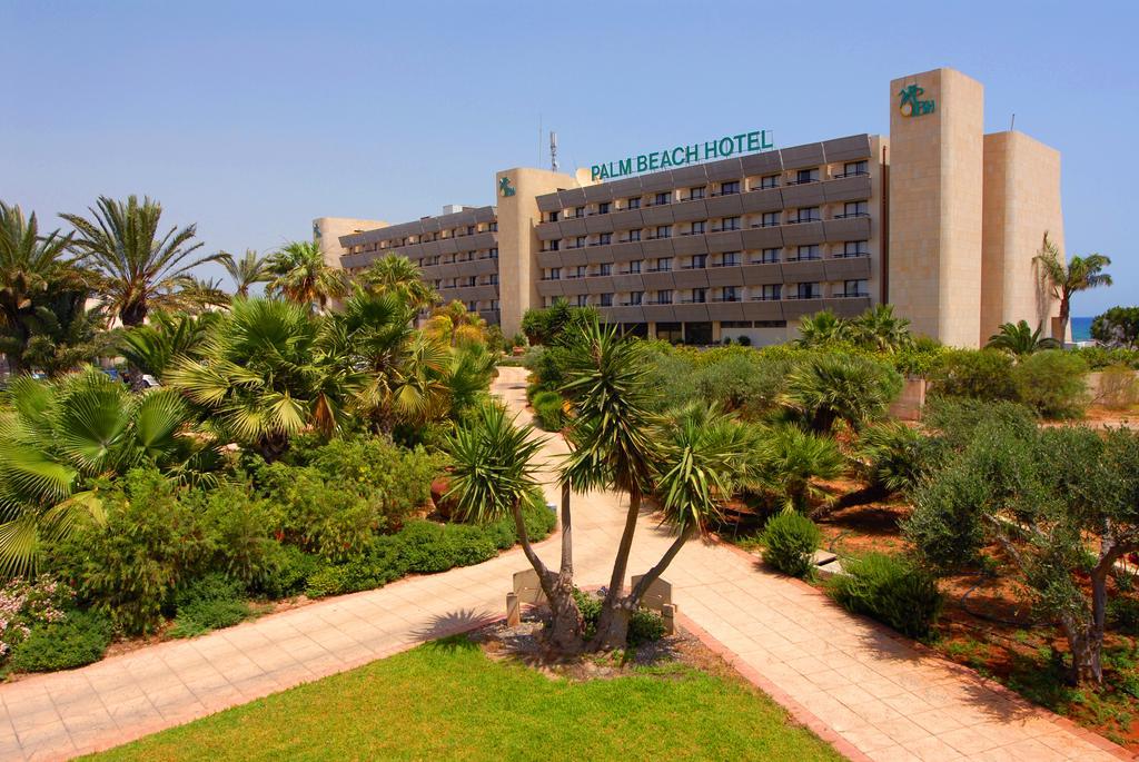 Larnaca Palm Beach Hotel and Bungalows