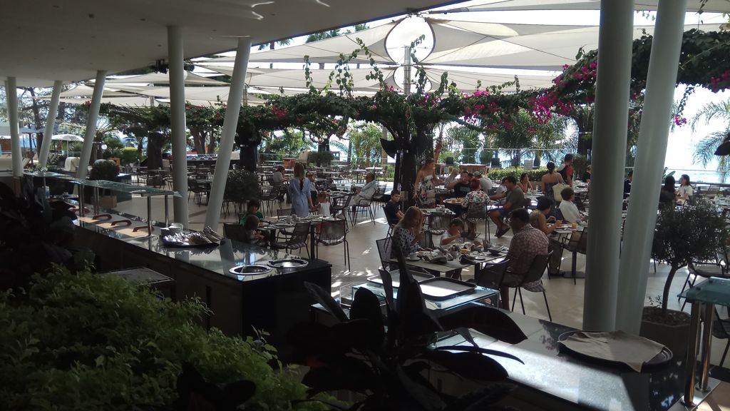 Luxury Amathus Limassol Hotel - Cyprus