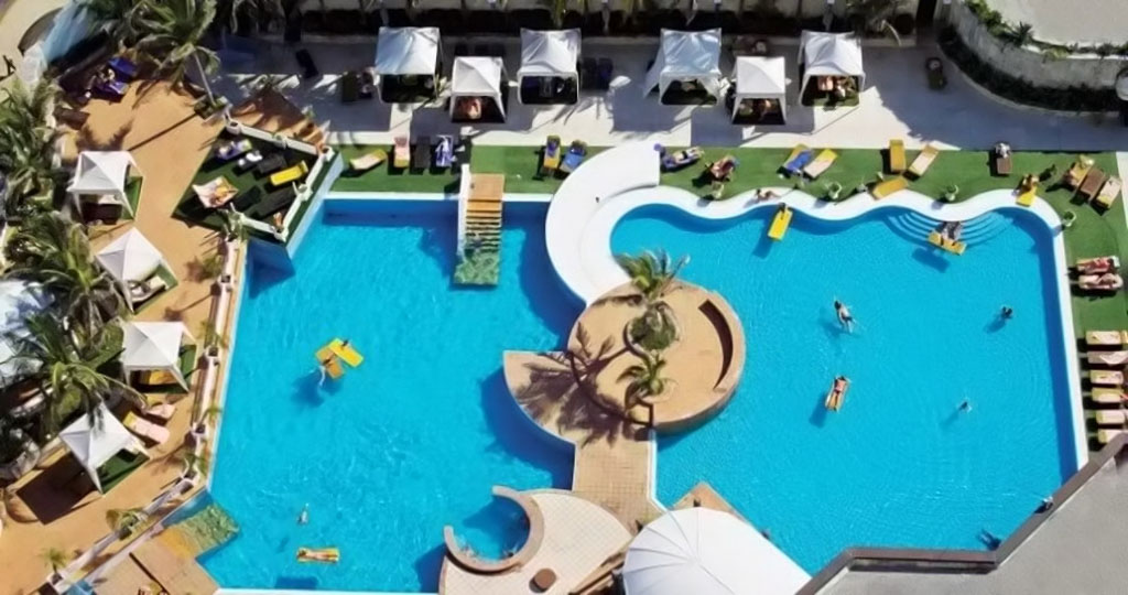 Top 12 Hotels with Pools in Havana